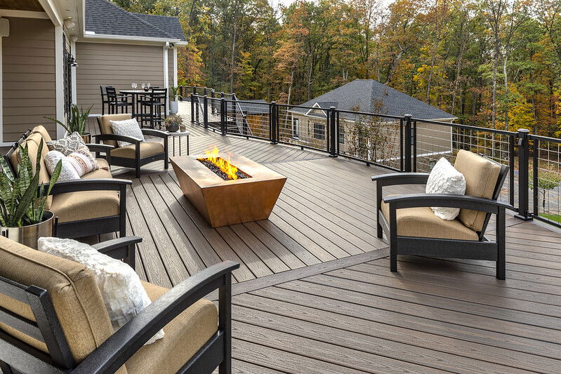 TREX TRANSCEND LINEAGE 1"X51/2" 16' BISCAYNE SQUARE DECKING Trex